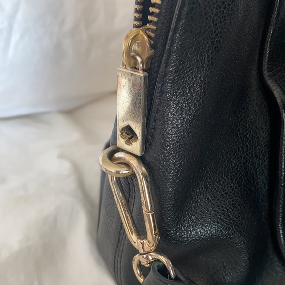 Kate Spade medium purse with detachable long strap - Picture 4 of 12